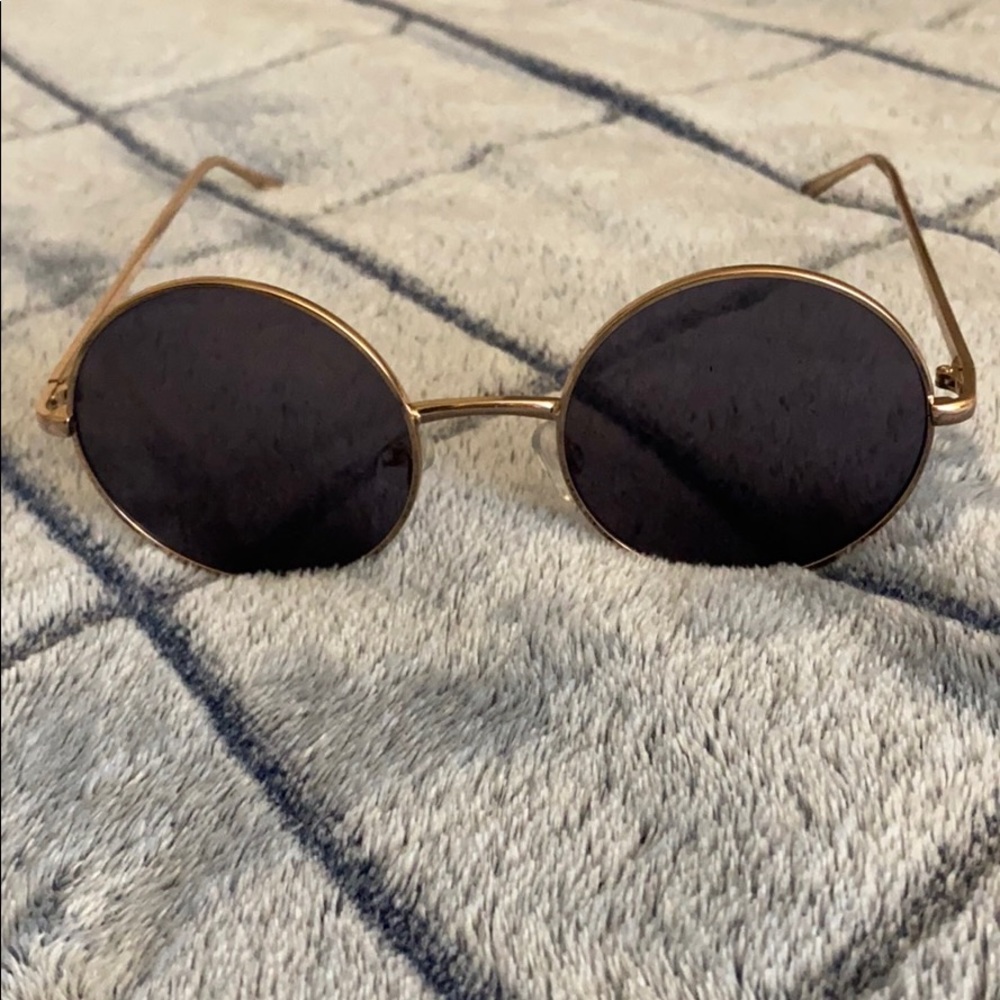 Rose gold Sunglasses!!
